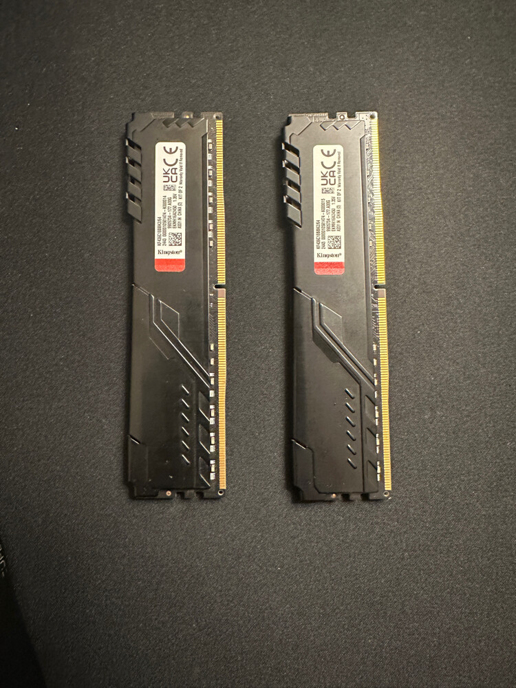Kingston Fury Beast 64 gb RAM - 3