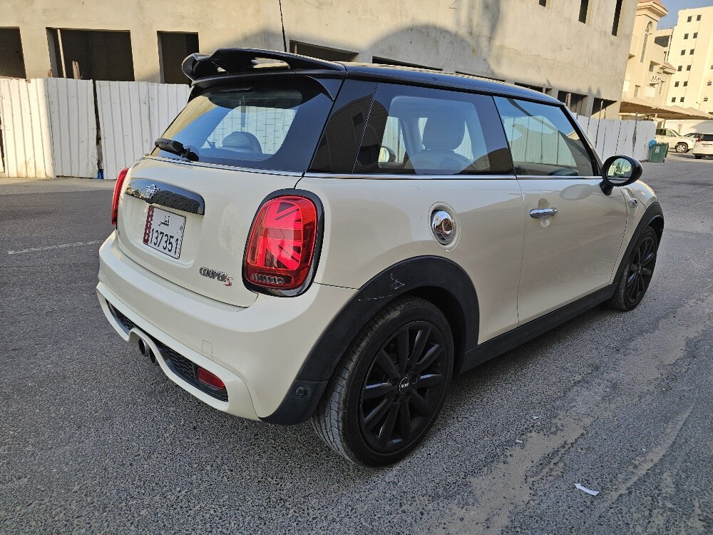mini cooper S 2019 john cooper w - 8