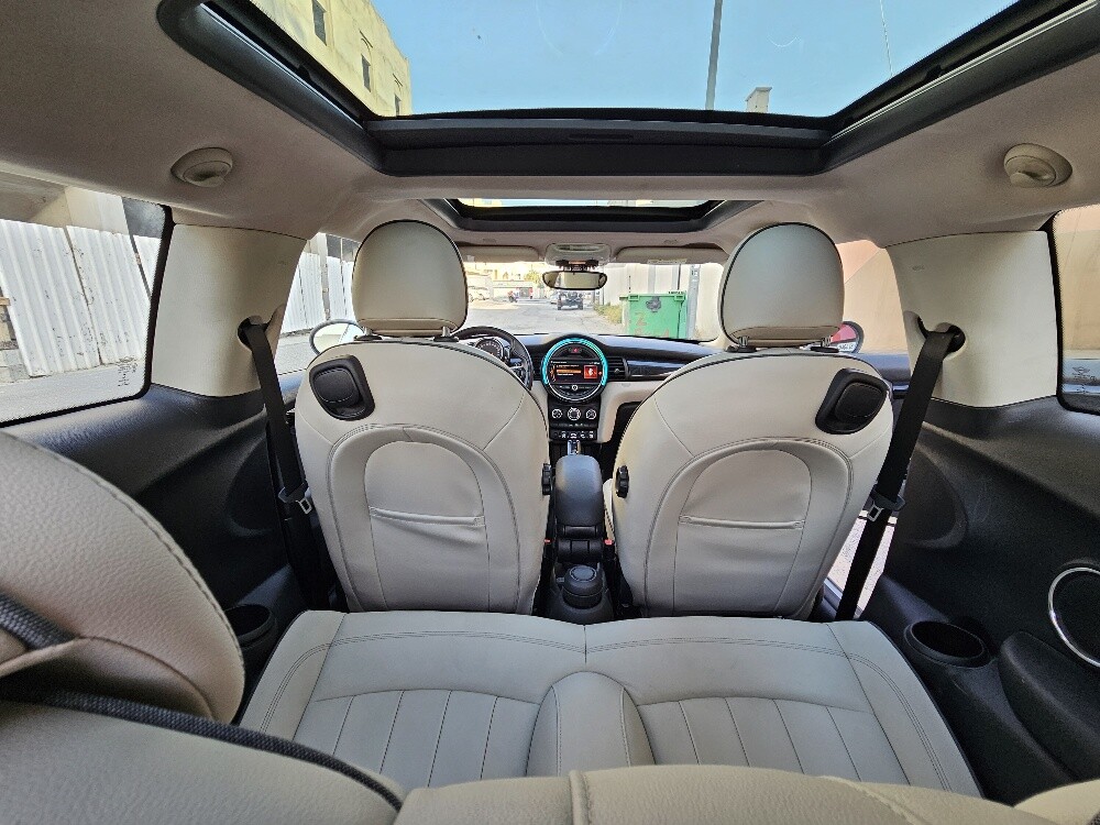 mini cooper S 2019 john cooper w - 2