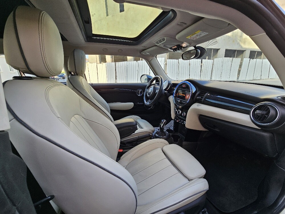 mini cooper S 2019 john cooper w - 10