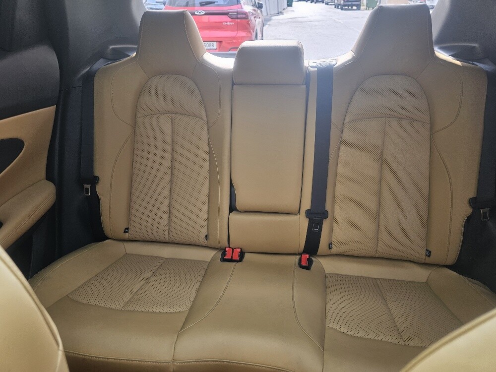 changan unit t 2024 high option - 16