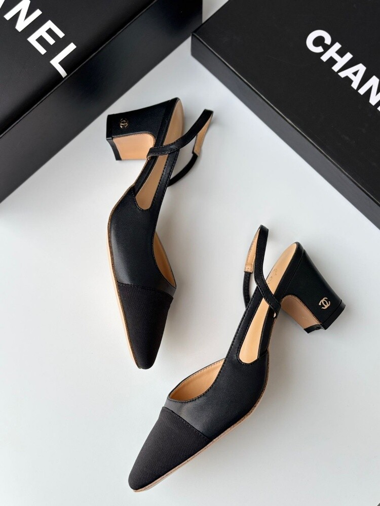 CHANEL - 6