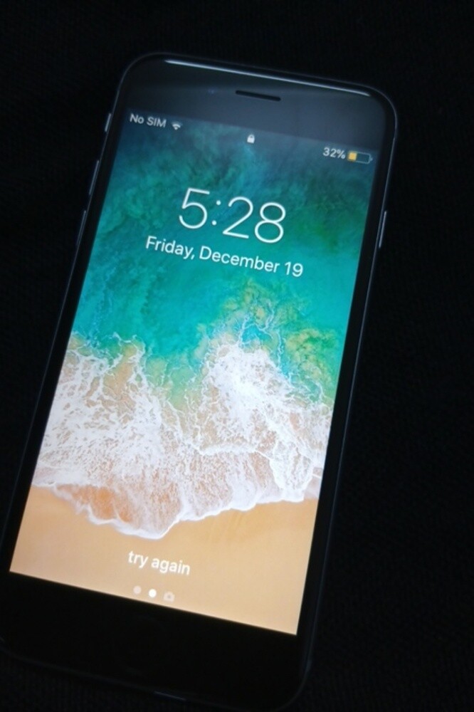 iPhone 6s - 1