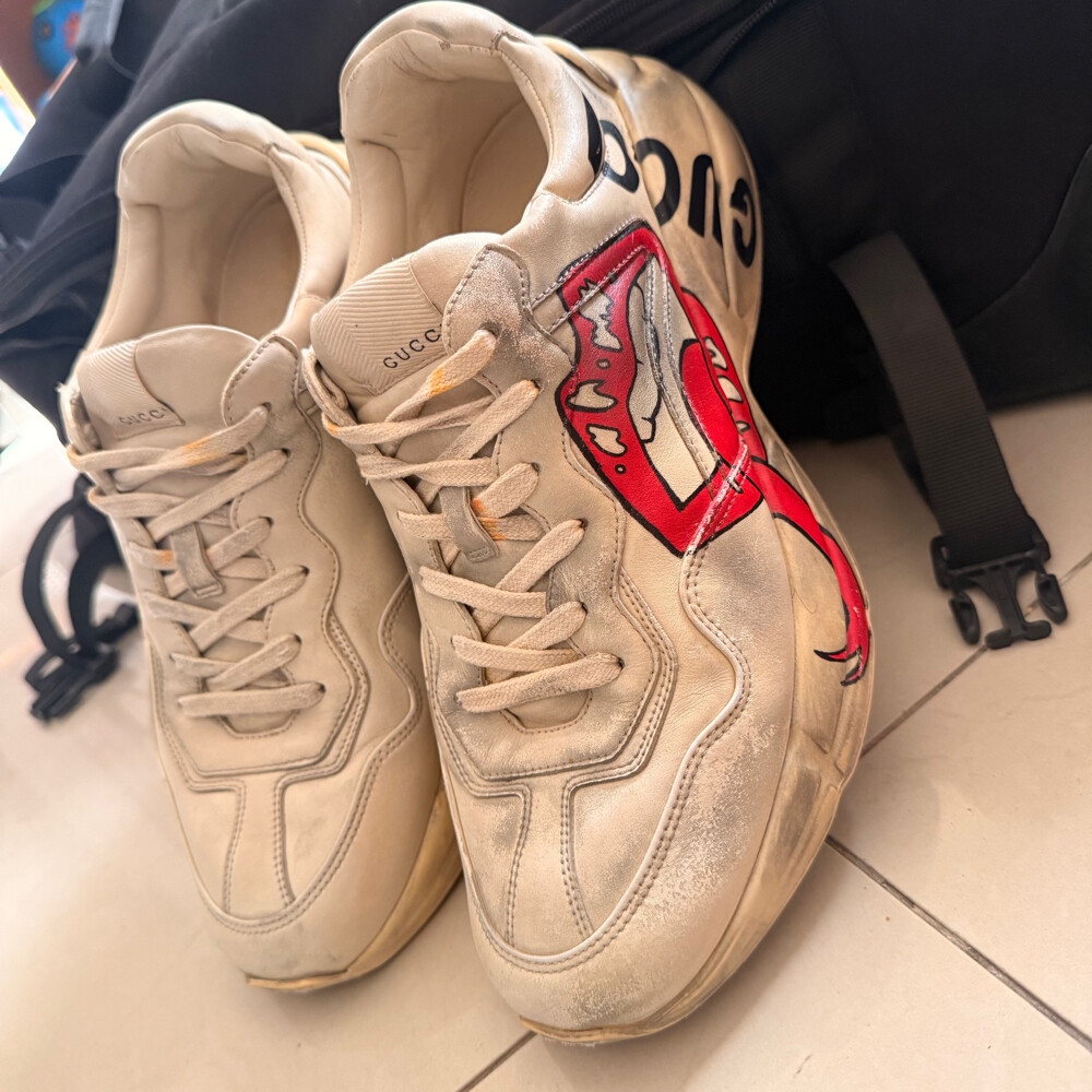 Gucci  - 1