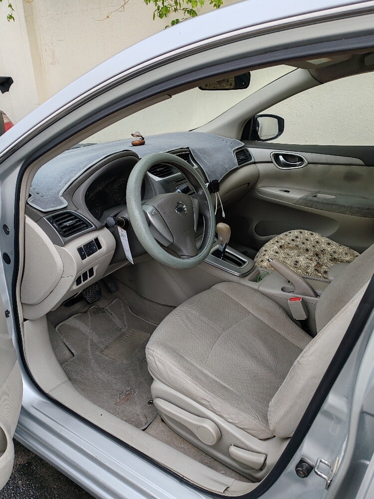 Nissan sentra 2013 - 3
