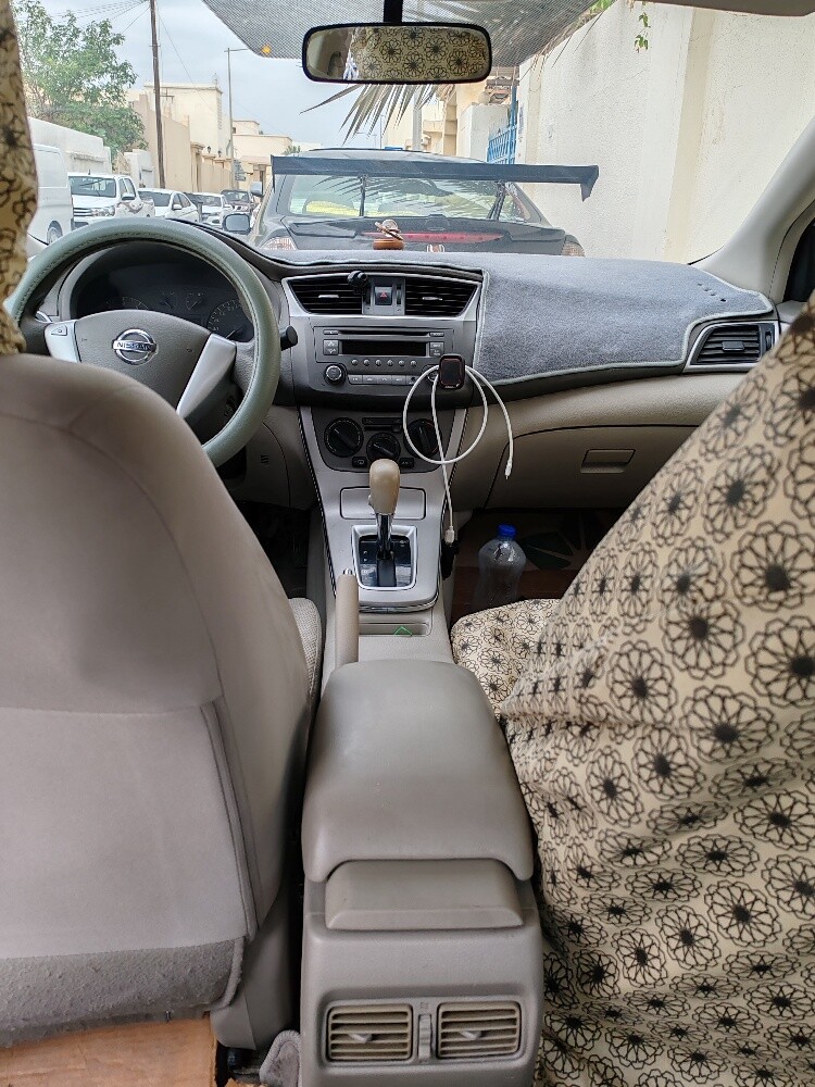 Nissan sentra 2013 - 4