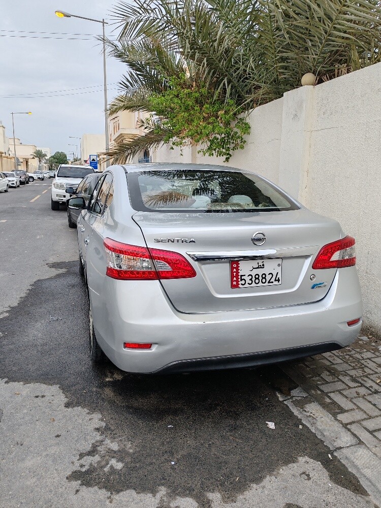 Nissan sentra 2013 - 1