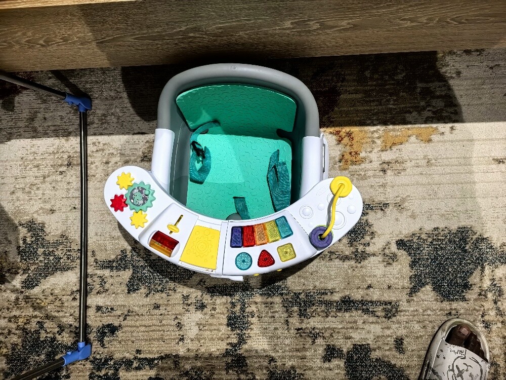 infantino baby seat - 2