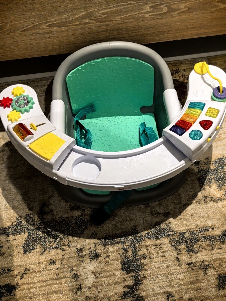infantino baby seat - 1