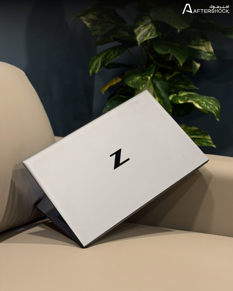 Hp Zbook firefly G8 - 1