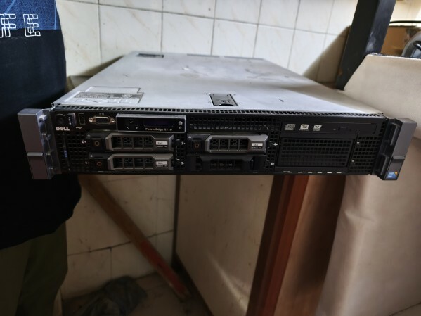 UNUSED Dell Server R710 - in box - 4