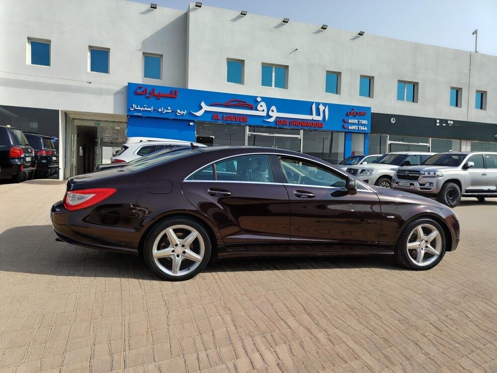 Mercedes-Benz CLS 350 — photo 24 for sale in Qatar