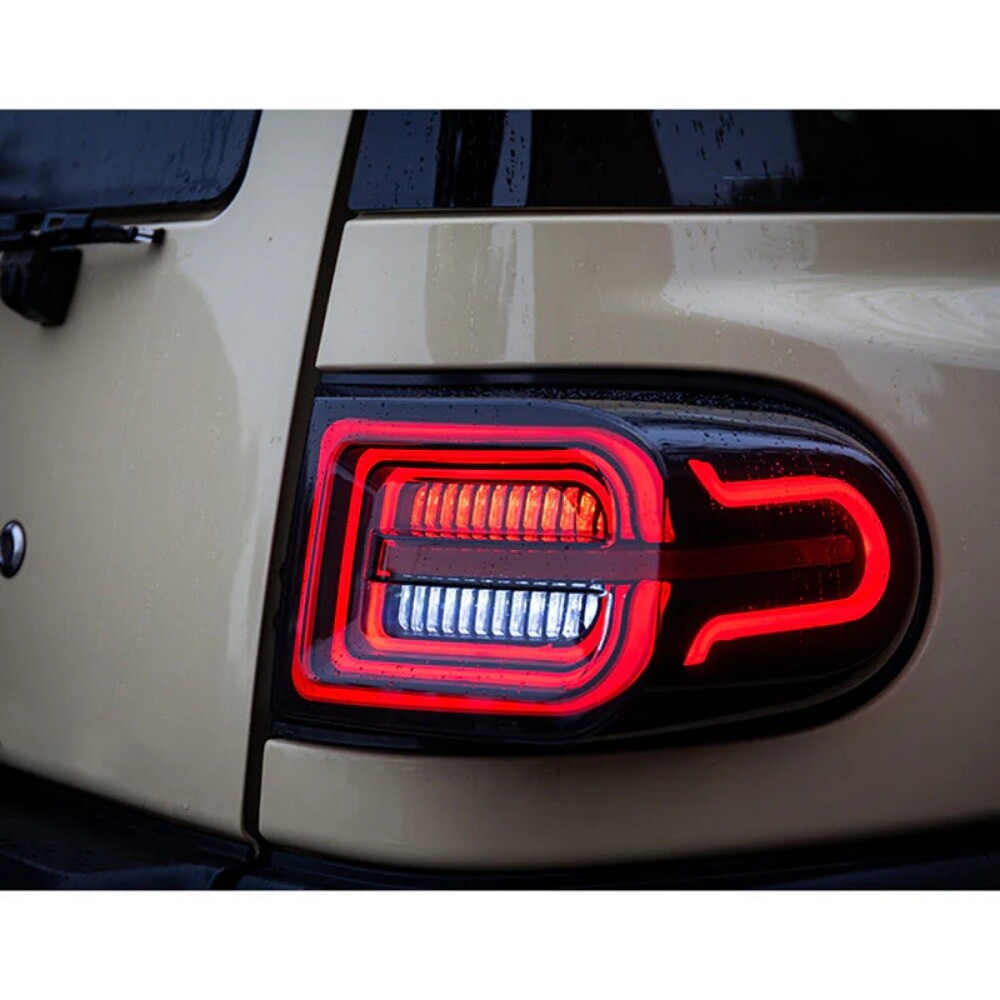 FJ Cruiser Tail lamp - 2