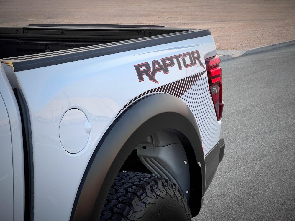 FORD F-150 RAPTOR 37 — photo 11 for sale in Qatar