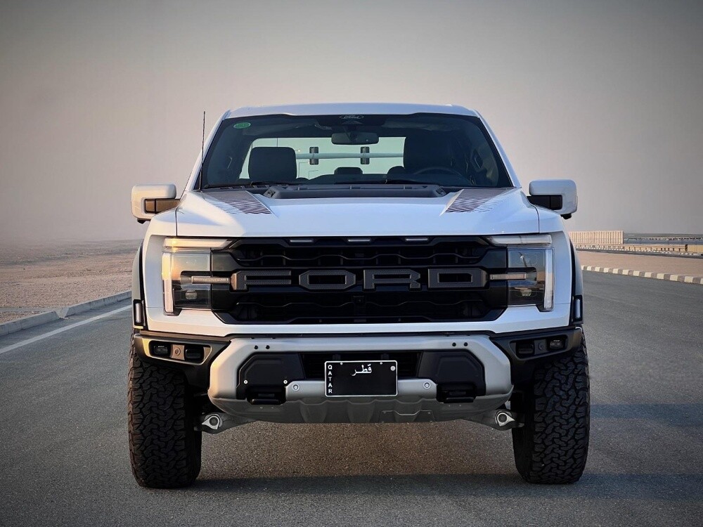 FORD F-150 RAPTOR 37 — photo 2 for sale in Qatar