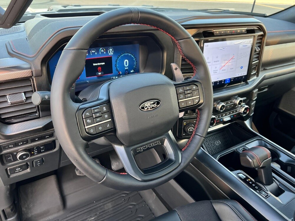 FORD F-150 RAPTOR 37 — photo 6 for sale in Qatar