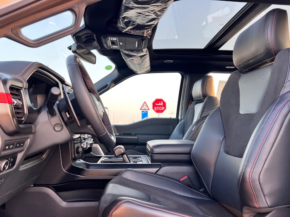 FORD F-150 RAPTOR 37 — photo 4 for sale in Qatar