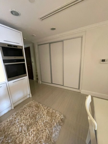 ELEGANT STUDIO IN PEARL FOR SALE - 4