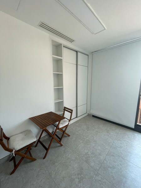 ELEGANT STUDIO IN PEARL FOR SALE - 6