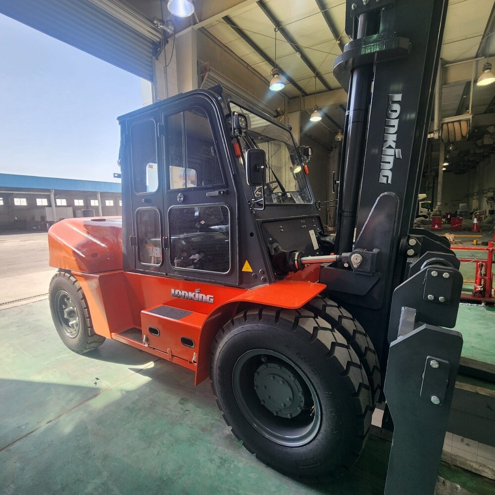 All Types Forklift Equipment Rent - 3