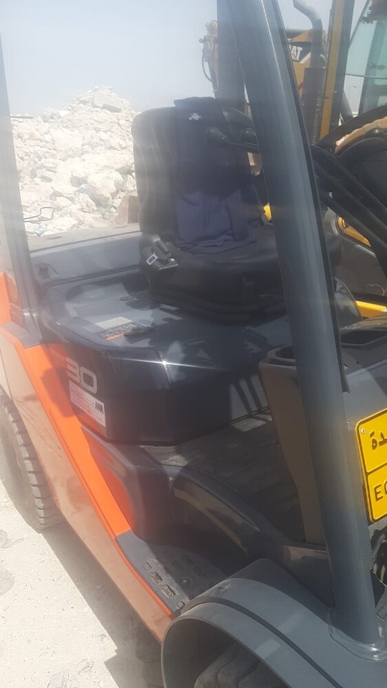 All Types Forklift Equipment Rent - 20