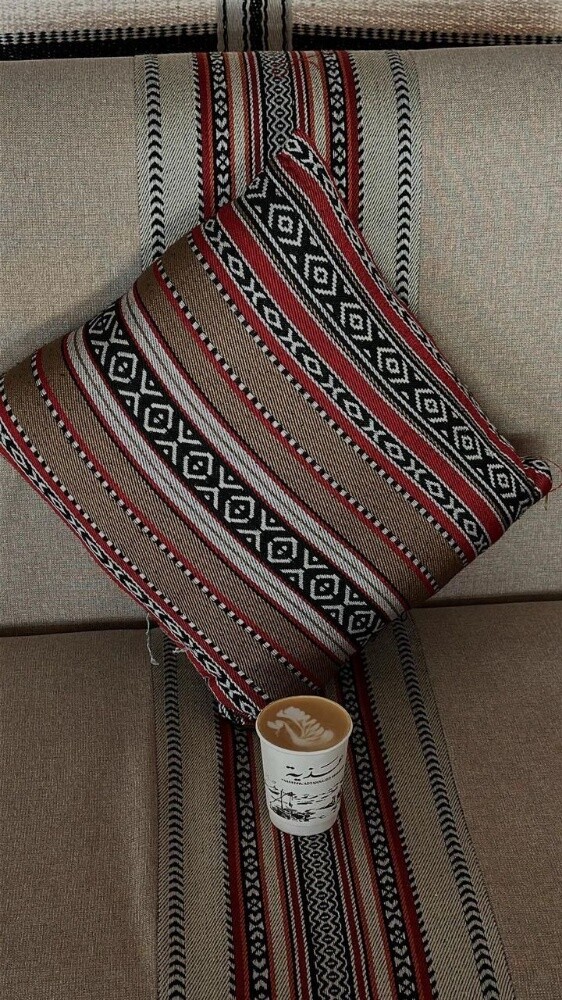 Arabic style majlis sofa. - 11