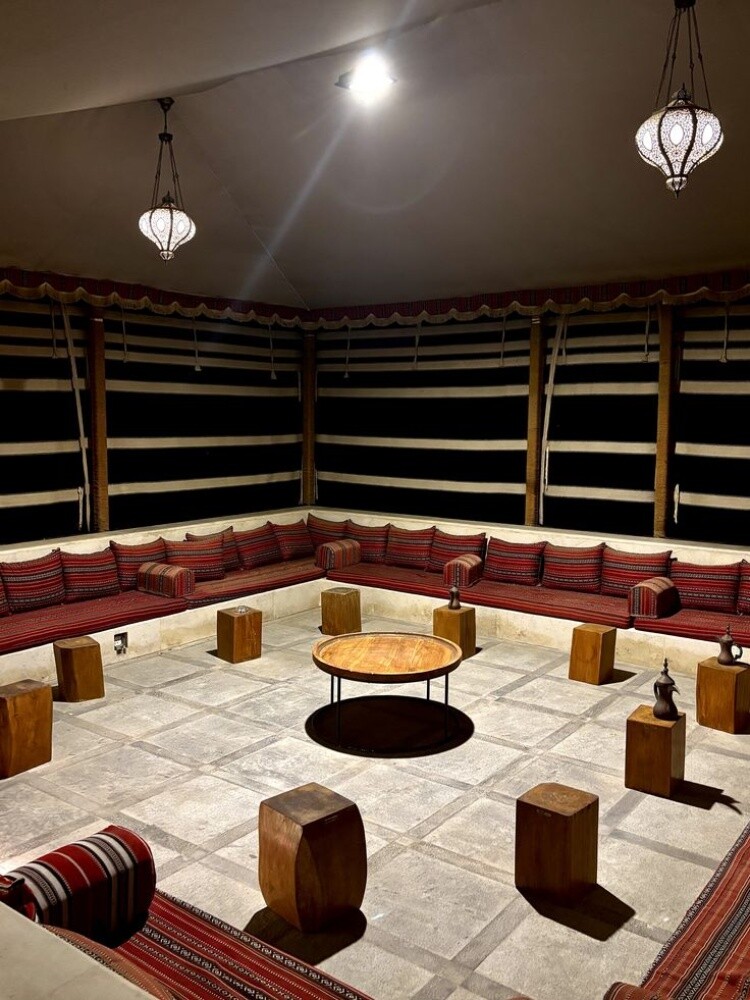 Arabic style majlis sofa. - 6