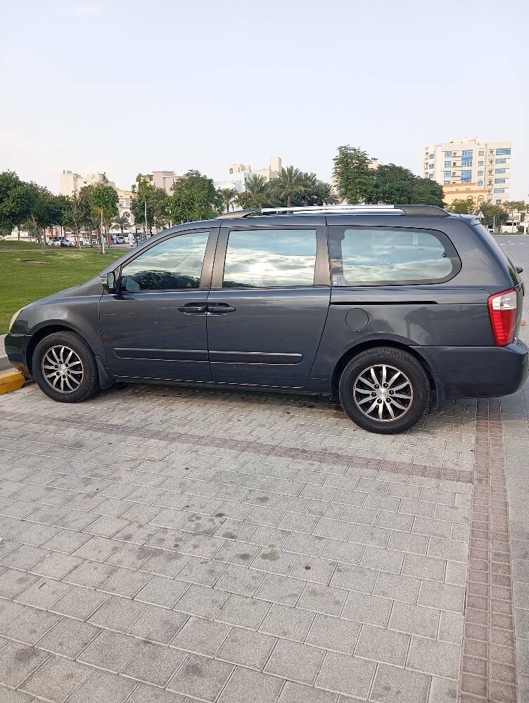 Kia Carnival Transport - 1
