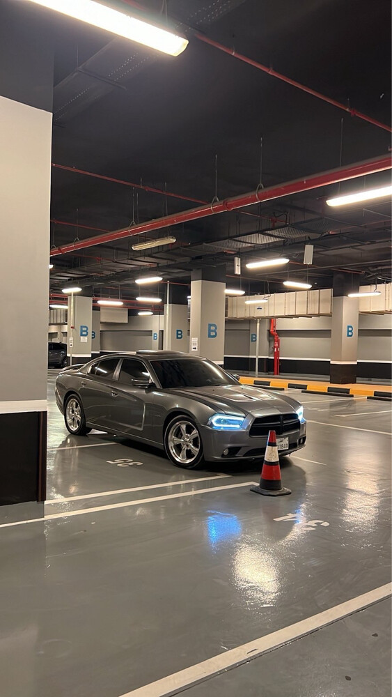 دودج تشارجر ٢٠١٢  - 13