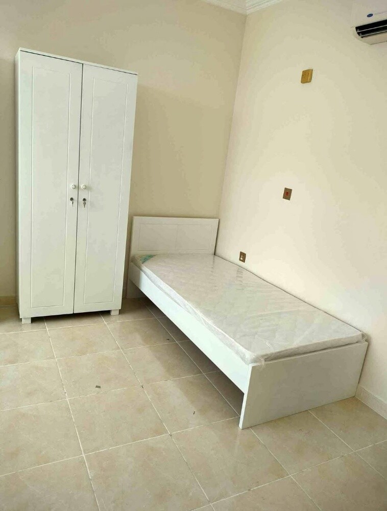 new wooden single bedroom set - 2