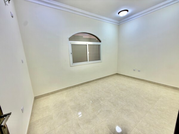 Villa 4 rent in Ain Khaled, 5 bhk - 3