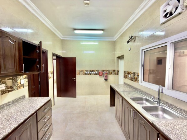 Villa 4 rent in Ain Khaled, 5 bhk - 17