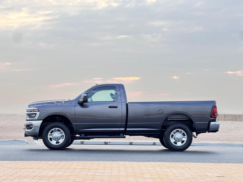 DODGED RAM HD 2500 — photo 10 for sale in Qatar