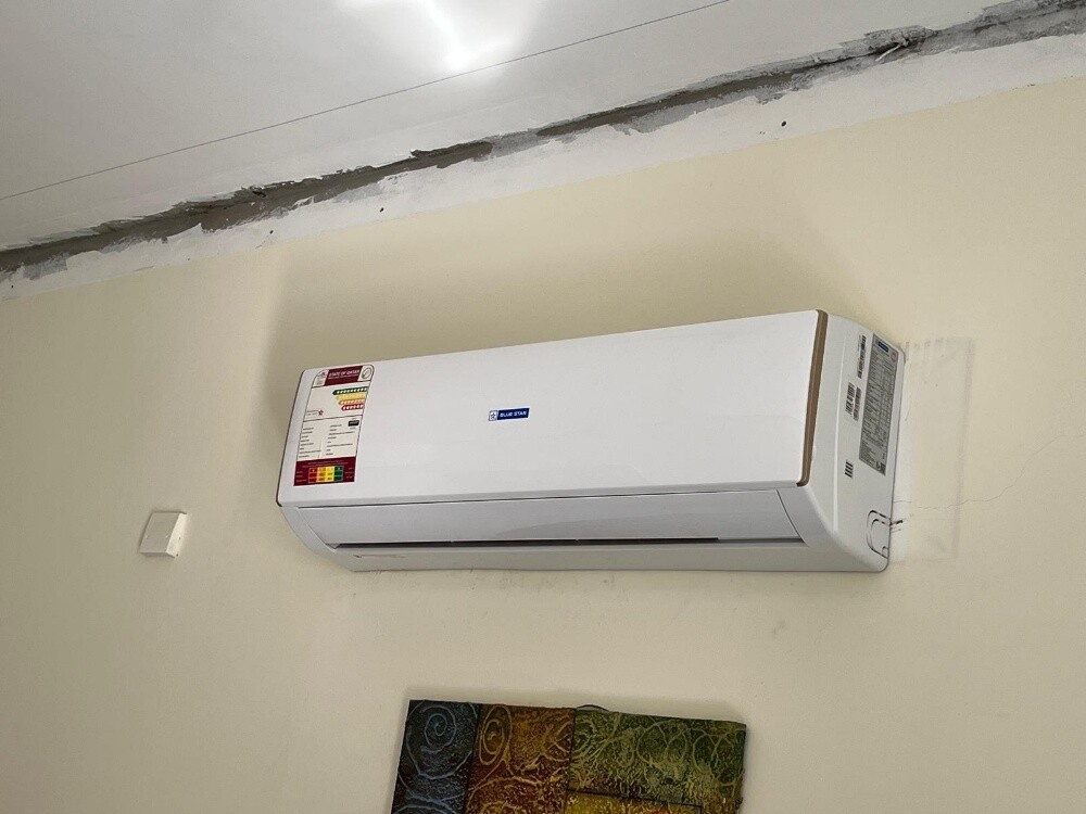 we buy Old Almuniam Air condition - 6