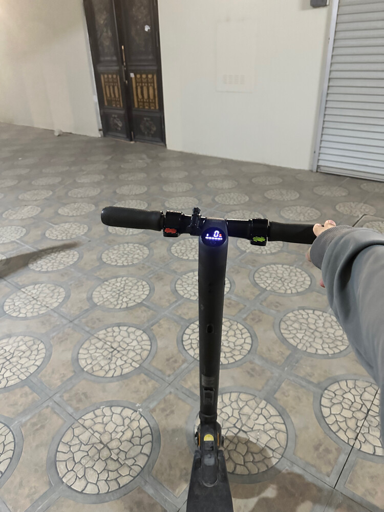 Ninebot KickScooter by Segway  - 4