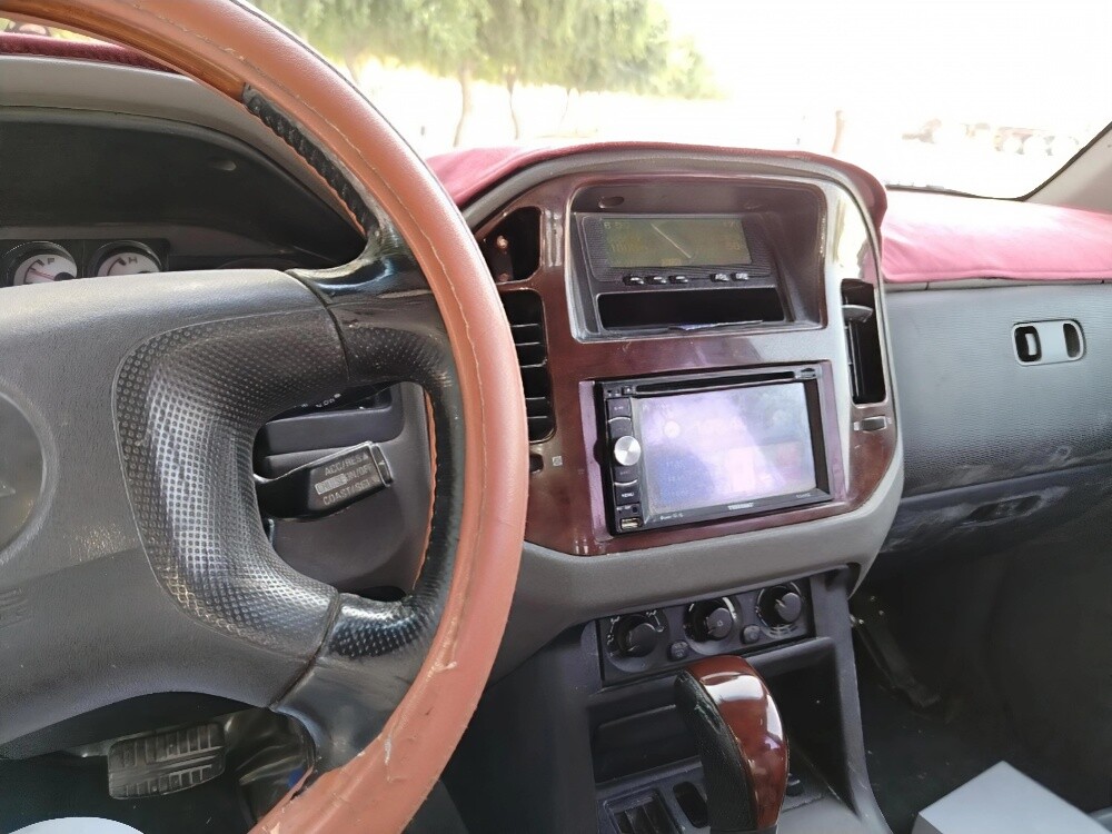 باجيرو ٢٠٠٦ بحالة جيده جدا للبيع - 4