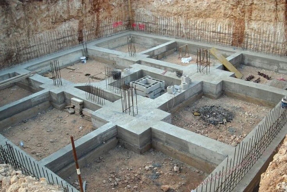 خدمات البناء والصيانة - 2