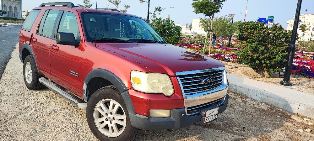 Ford explorer XLT urgent sale - 2