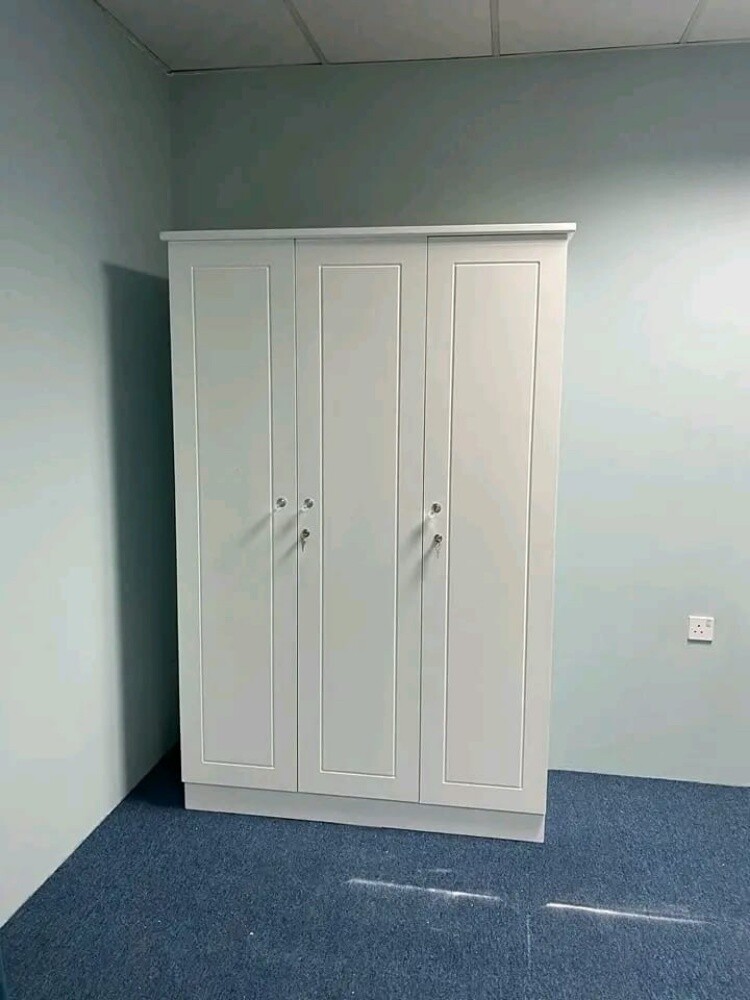 Bed and matress wardrobe - 14