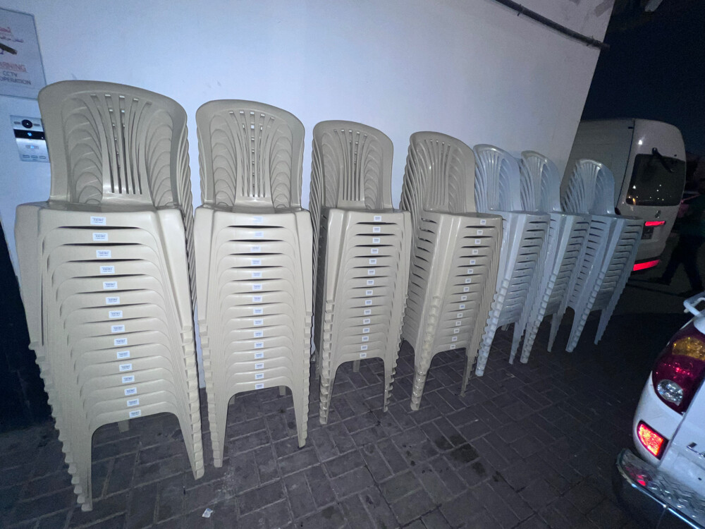 rental chairs and tables - 4