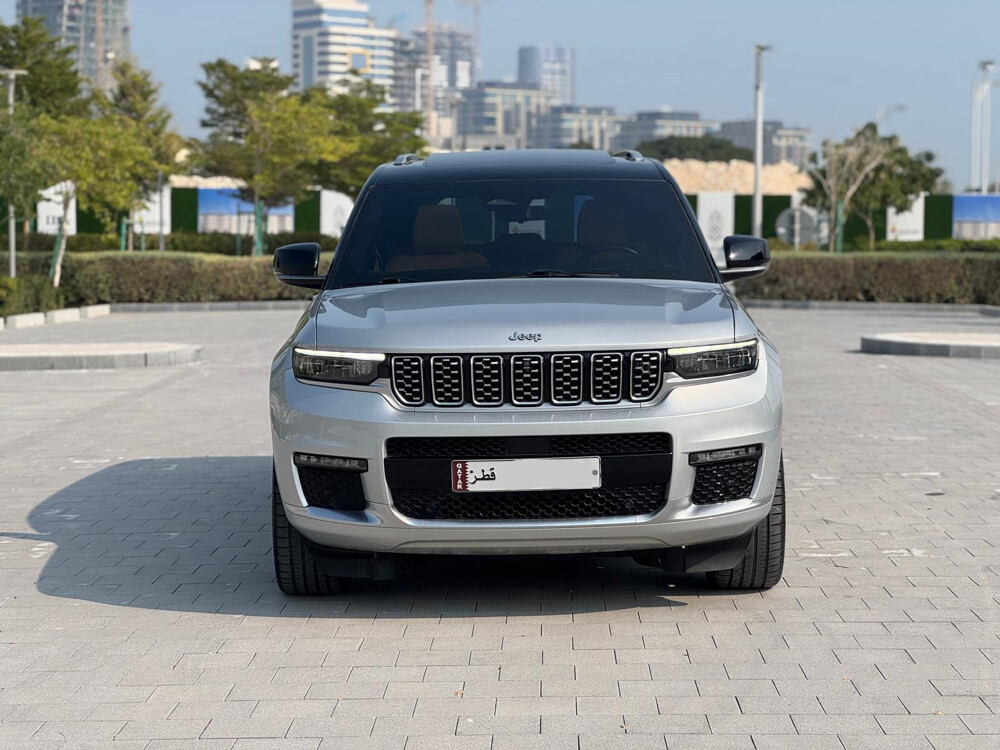 grand Cherokee summit — photo 3 for sale in Qatar