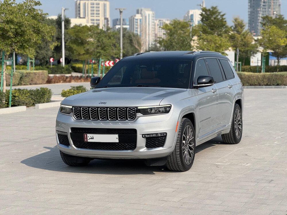 grand Cherokee summit — photo 4 for sale in Qatar