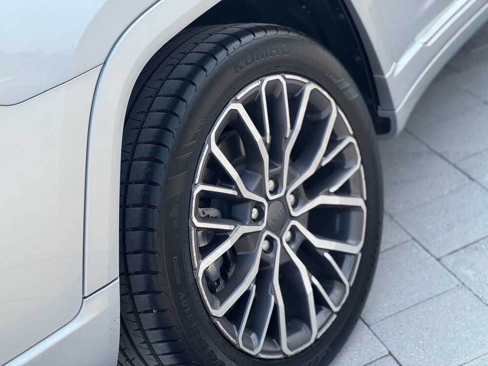 grand Cherokee summit — photo 6 for sale in Qatar