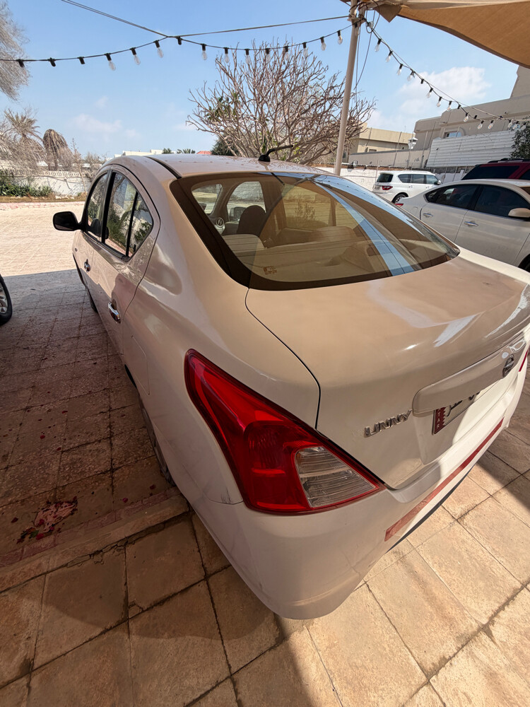 Nissan Sunny 2016 - 2