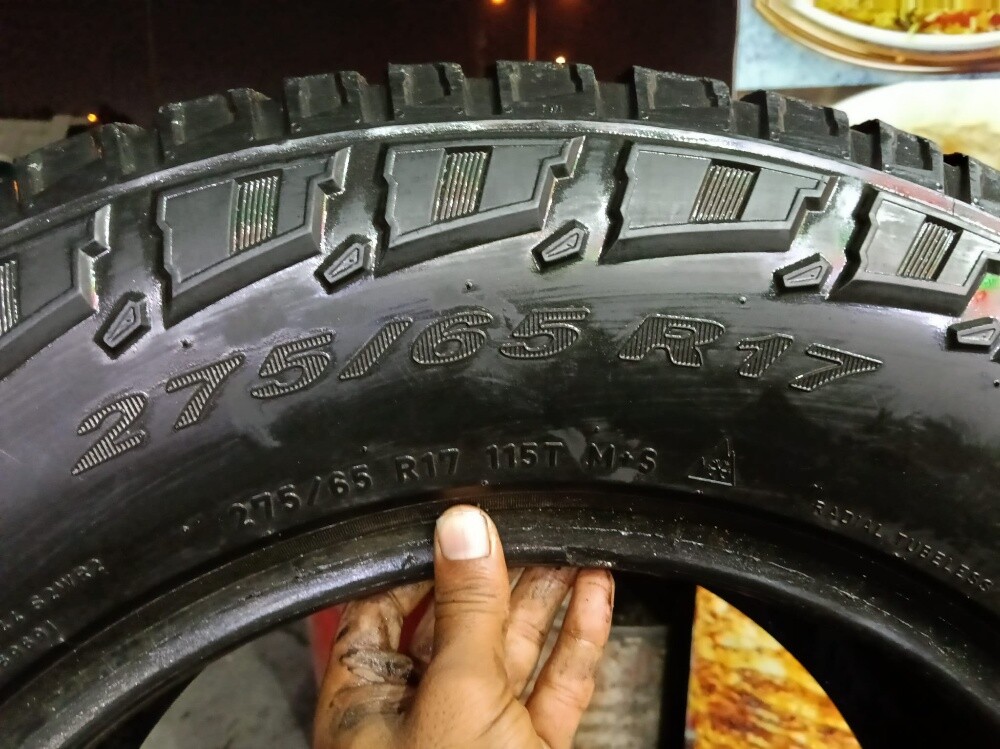 275/65/R17.Pirelli Brand - 4