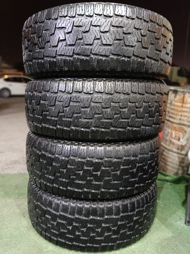 275/65/R17.Pirelli Brand - 1