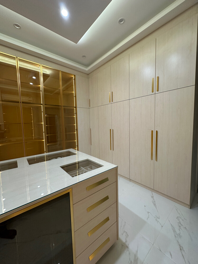 Qatar Cabinet - 13