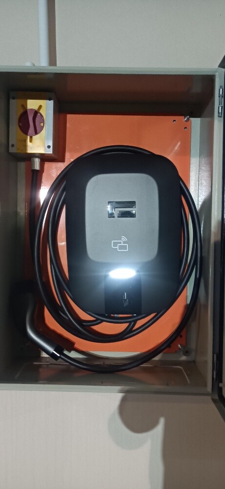 tesla, byd, rox charger install - 10