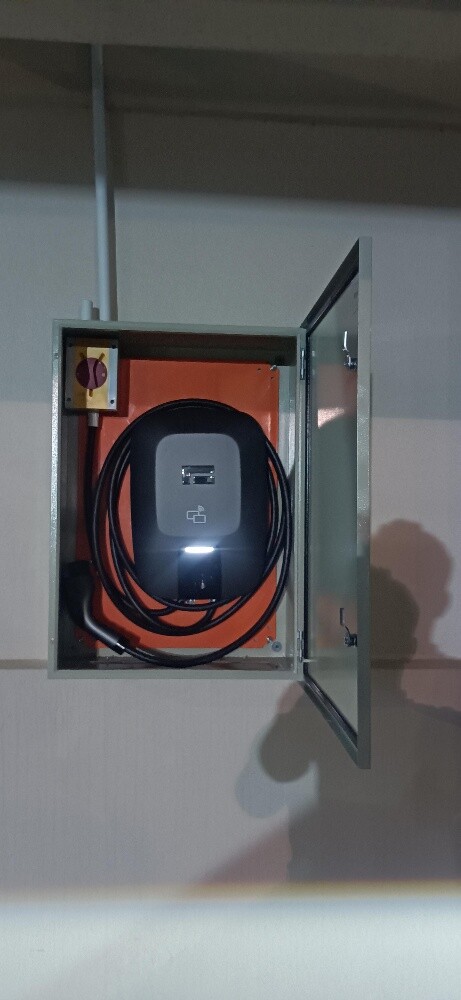tesla, byd, rox charger install - 7