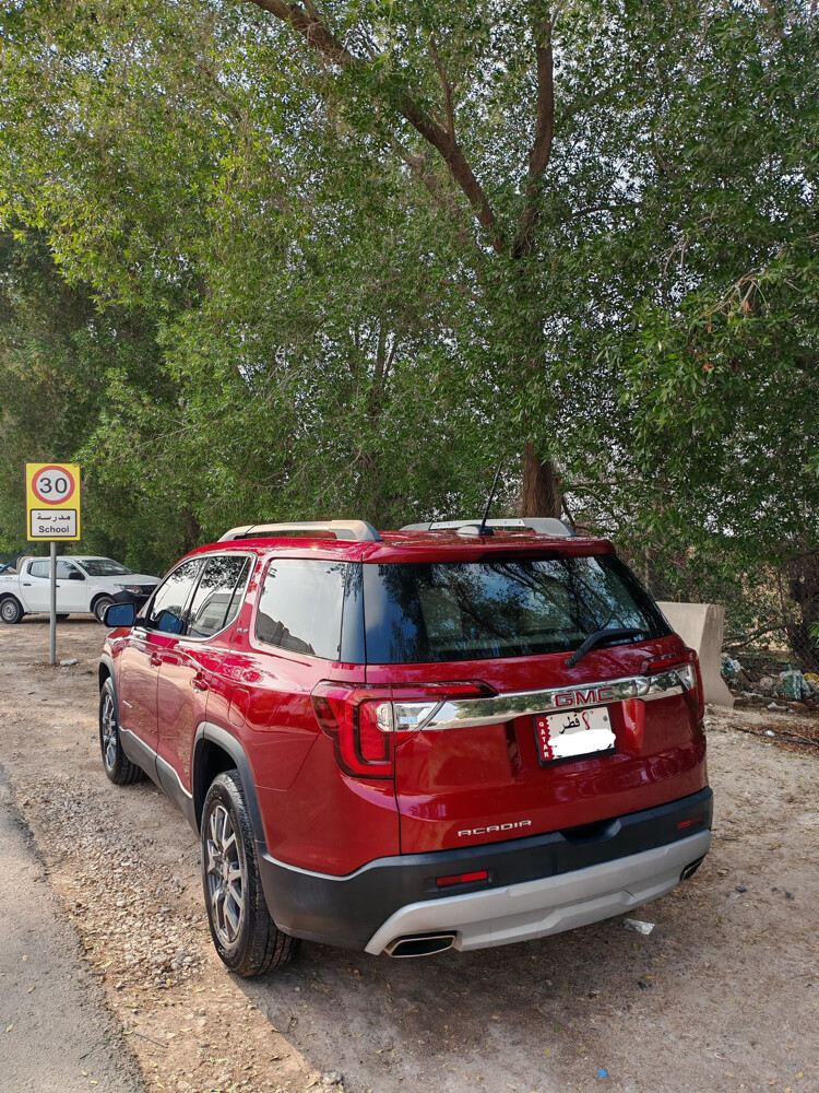 2023 GMC ACADIA SLE - 5